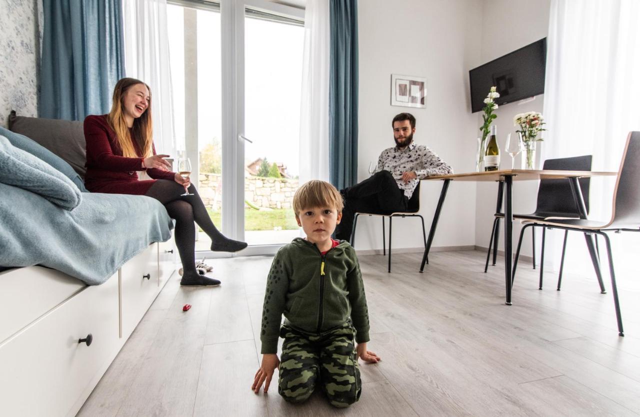 Vinorell Apartman Etyek Eksteriør bilde