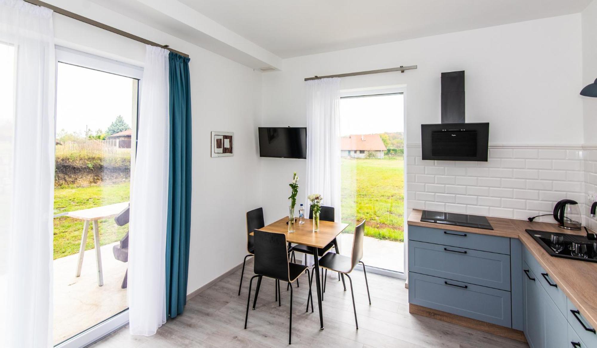 Vinorell Apartman Etyek Eksteriør bilde